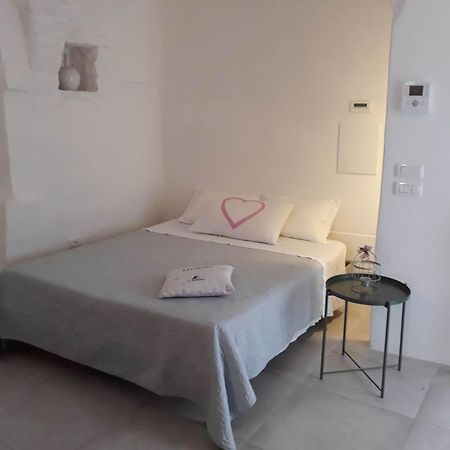 Casetta Arco Con Balcone Cisternino Exterior photo