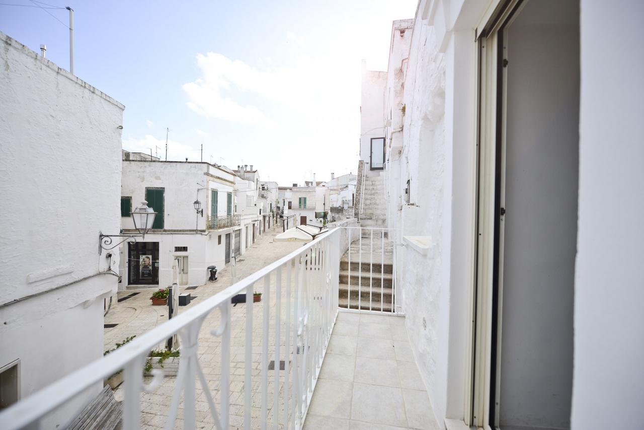 Casetta Arco Con Balcone Cisternino Exterior photo